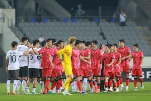 韩国主场上座仅12%！韩媒：交通天气影响，韩国的旅欧球员也不在